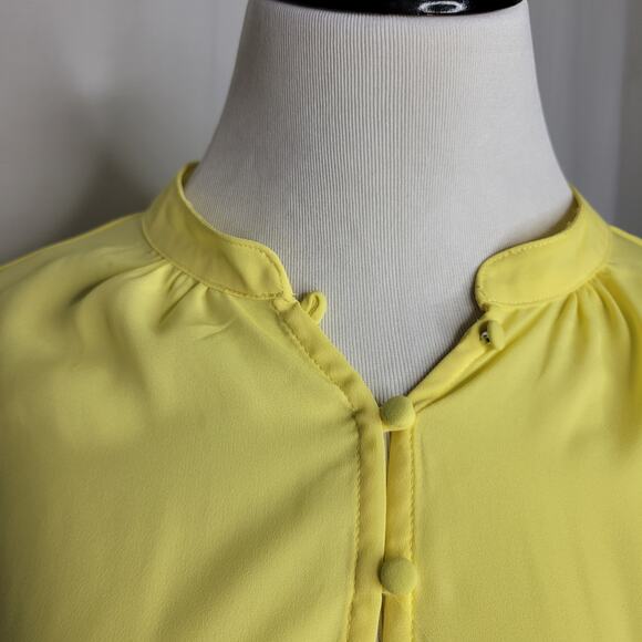 Fever Solid Soft Crepe Blouse With Lace Cuff Yellow Cream NWT Size Medium - Picture 6 of 13